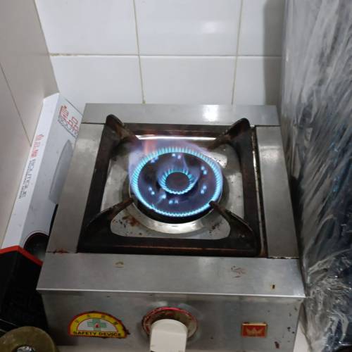 皇冠牌單頭爐連石油氣一同出售，運作正常，搬遷出售$450