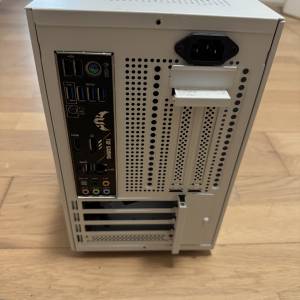 準系統 Asus 華碩 TUF gaming b550m plus 和 CPU 5600X