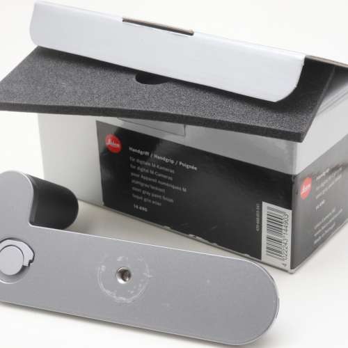 Leica Handgrip 14490 銀色 M8，M9均合用，保護膠紙未除連盒，接近全新(不似皮套影...