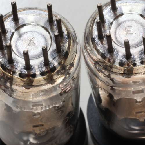 Mullard BVA ECC81(12AT7 WA)舊庫存全新胆,英國產大盾，樂感豐富，音質通透厚潤