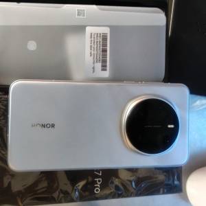 Honor Magic 7 pro 1TB 銀色行貨