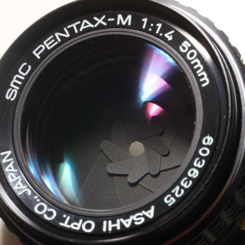 Pentax-M SMC 50/1.4 日系1.4鏡中最正，發色濃厚油潤，成像立體，散景層次豐富 SON...