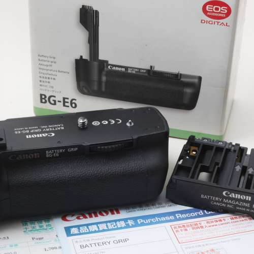 Canon5D 2專用直度(BG-E6)連電池匣(BGM-E6)及原庒外盒，實用好用，令外型改變,成部...