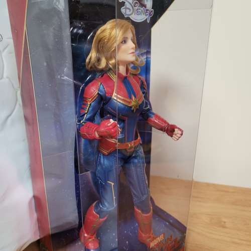 全新 Captain Marvel Special Edition 12吋公仔