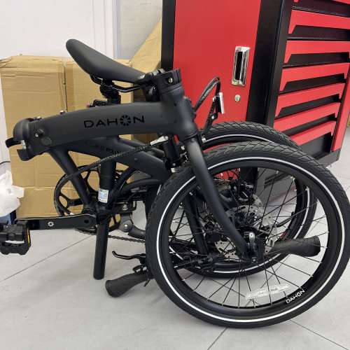 2025 車架平焊款 DAHON P10 (PAA003) 10速油剎 20吋鋁合金折叠車 送水架前後蛙燈叮叮