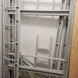 全新鐵架上下床，質量一流，2米×1.2