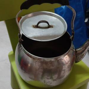 正70年代酒樓產品，有很回憶及歲月痕跡，只適合收藏者或裝飾，拍電影用途，售$380