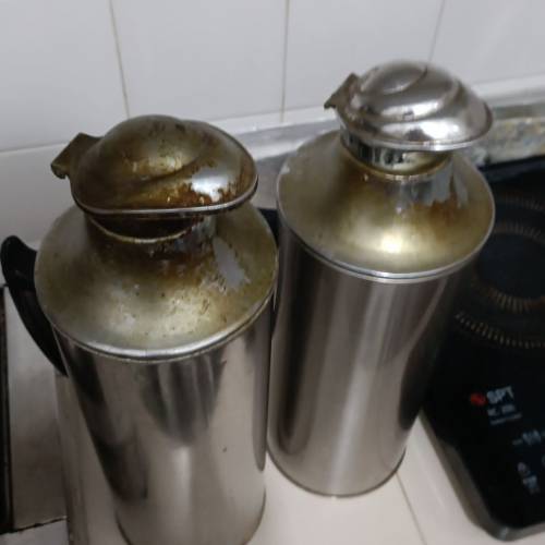 正70年代酒樓產品，有很回憶及歲月痕跡，只適合收藏者或裝飾，拍電影用途，售$380