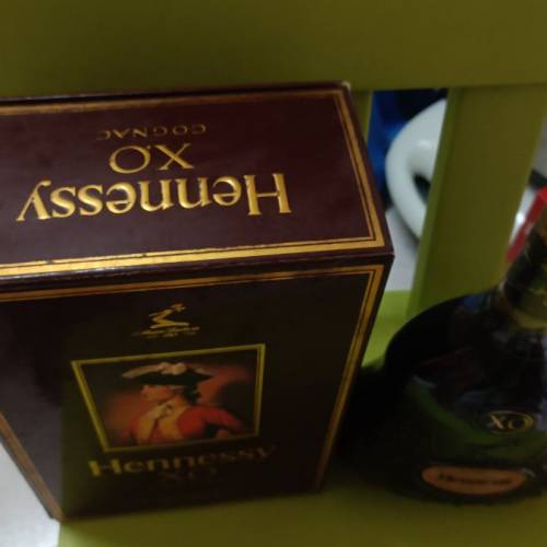 Hennessy xo cognac 700ml,歲月舊酒，收藏多年，清位出售$6800
