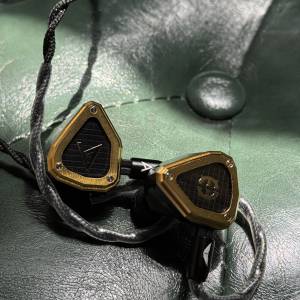 AK x Empire Ears Novus