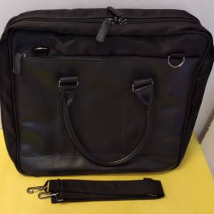 Briefcase UFFIZ 公事包