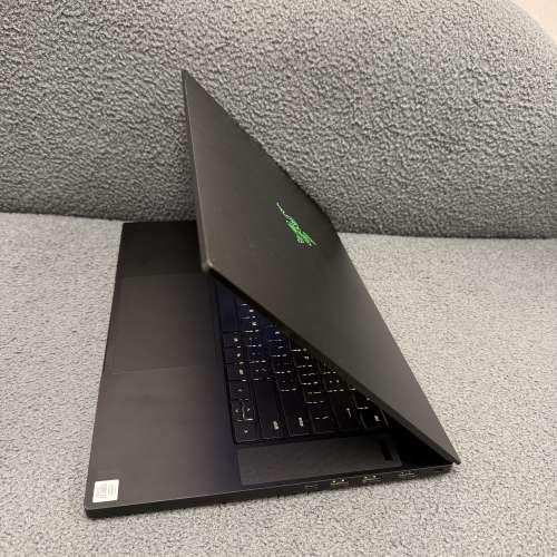 (51勞動節優惠✨Razer 電競筆電) 頂級電競系列超薄機身i7-10750H/16,32GB Ram/256,...