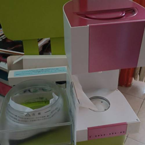 圖中所有全新消毒用品，只售$150