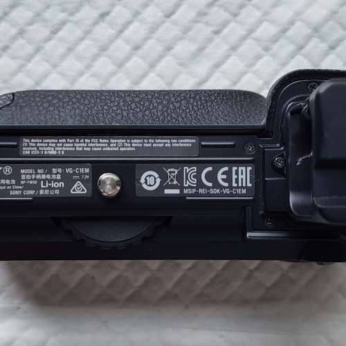 Sony 原廠垂直電池手柄 VG-C1EM