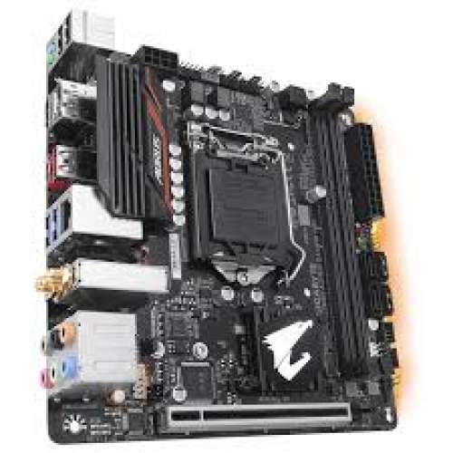 Gigabyte ITX b360n aorus gaming wifi, i7 8700, Adata SX8200NP 480GB