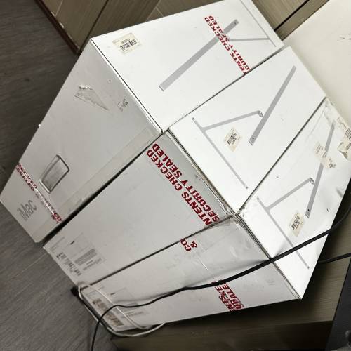 全新僅拆封iMac 24“”吋inch M1 已激活未使用蘋果一體活帶原廠鍵盤老鼠 4.5K識別率...