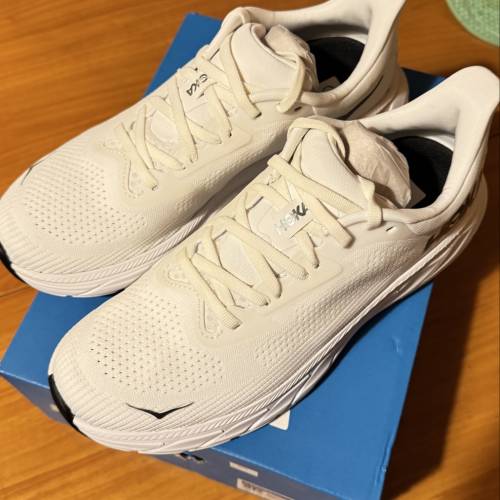 HOKA m arahi 7 女裝白色跑鞋