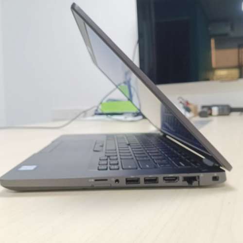 戴爾DeLL Latitude 5400/i7-8665U/8G/256G