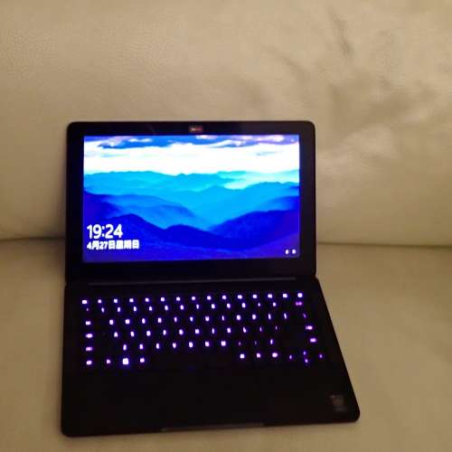 Razer Blade Stealth 12.5' 4k touchscreen display backlit keyboard