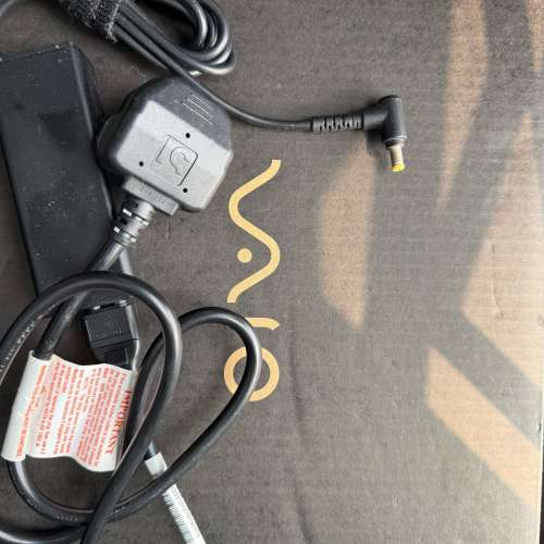 Sell Vaio S11 Notebook(啡色)