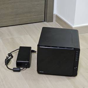 Synology DS415 Play 4bay NAS (非QNAP Asustor WD)