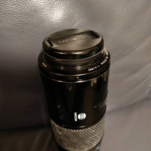 Minolta AF 70-210 F4 連遮光罩