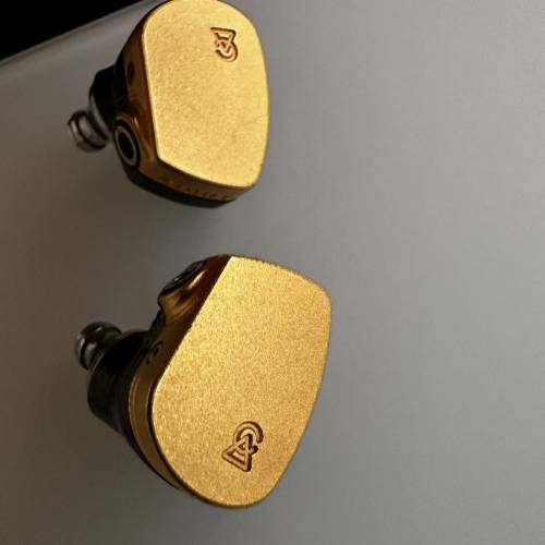 Campfire audio solaris 太陽神