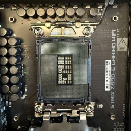 ROG strix Z890-E motherboard
