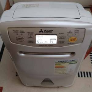 MITSUBISHI三菱電機MJ-E130AL-H 22.5公升抽濕機極新，少用，一切功能運作正常，抽濕...