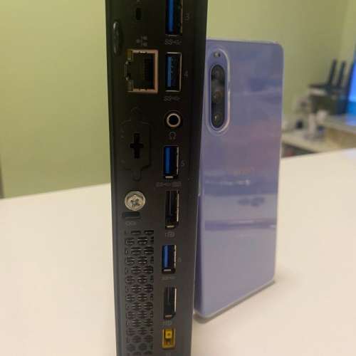 Lenovo ThinkCentre M900 Tiny desktop PC Core i5-6500T 內置Windows 10 Pro 聯想...