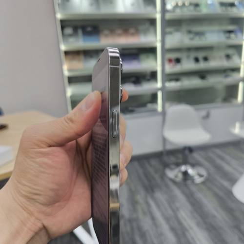 日版iphone 13 pro 256G(等級C電池78%)