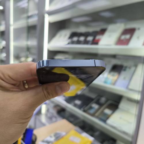 日版iphone 13 pro 256G(等級B電池84%)換過屏幕