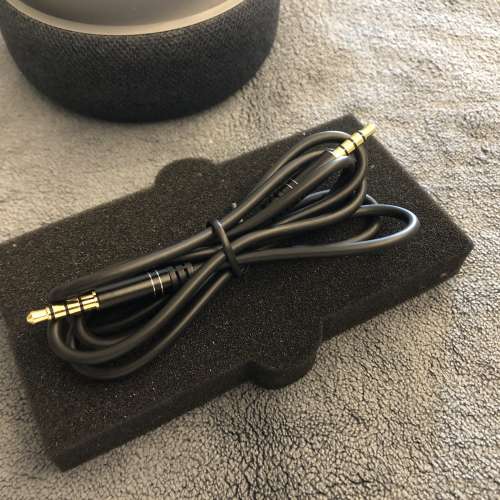 3..5mm 4pole Audio Cable (3-Ring/4-Section) enable microphone input