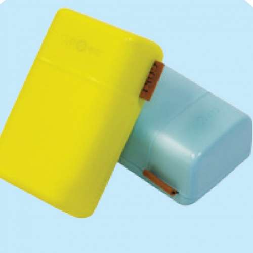 外置充電器+自拍搖控器 +手電筒功能3000mAh The Shutter & Power Bank
