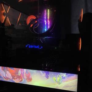 第 10代  Core™ i7處理器 RGB電競電腦主機 ，頂配16G 記憶體，電打各種電腦遊戲及...