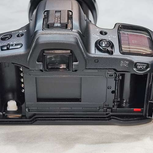 Minolta DYNAX 500si SUPER ( AF 28-85 macro )