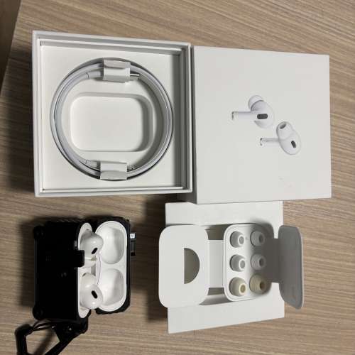 Apple AirPod pro 2 lighting