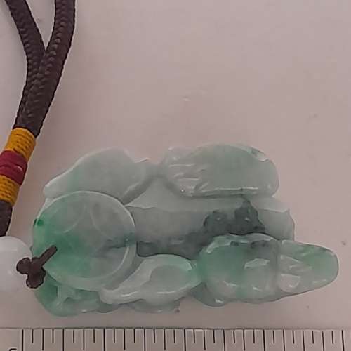 翡翠A玉貔貅吊墜/手把件/小擺件，長約兩吋，有色，  好工圓滑好頭，no.3.4.25