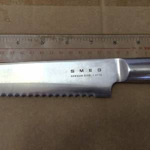 二手SMEG 12.5"麵包刀，HKD50, 只用了一兩次，元朗交收