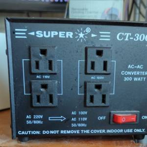 Super CT-300 110V 轉 220V 變壓器
