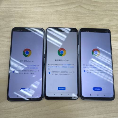 Redmi note 10JE 64G(屏幕老化1台，正常1台，電池漲電1台)打包價出