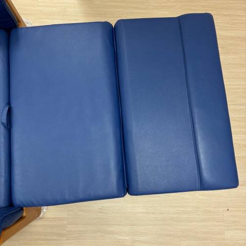 藍色兩人座位沙發