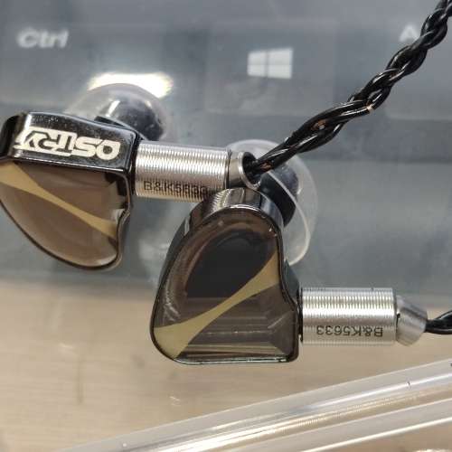 奥思特锐OSTRY KC10  HiFi入耳 IEM 2PIN 4.4mm LITZ 單晶銀