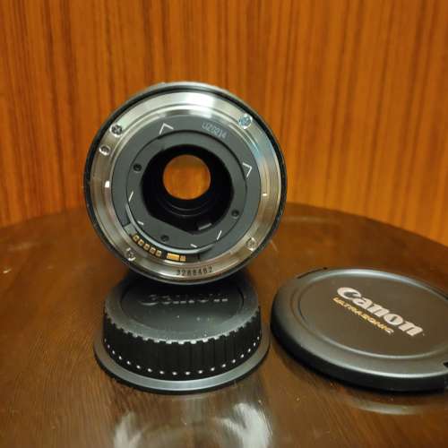 Canon EF 17-40mm f/4.0L USM