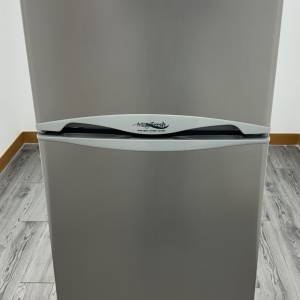 （尺寸：520（闊) x 580（深) x 1480(高)毫米）新淨 Whirlpool 惠而浦 雙門環保無霜...