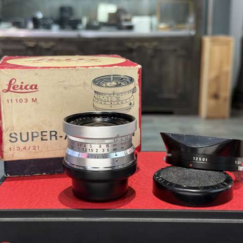 Leica Super-Angulon M 21mm f3.4 Silver Lens Yr.1963 Germany with original hood