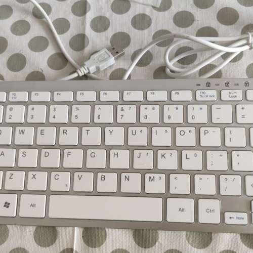 小巧有線 USB 迷你鍵盤,適用於 PC 金屬銀色