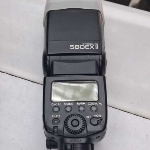 CANON SPEEDLITE 580EX   CANON SPEEDLITE 580EX II
