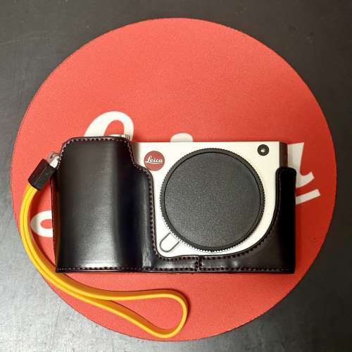 LEICA T  Silver