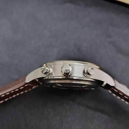 扺玩價💯已停產經典款 IWC Pilot Chronograph IW371701，好新淨，全套行貨。